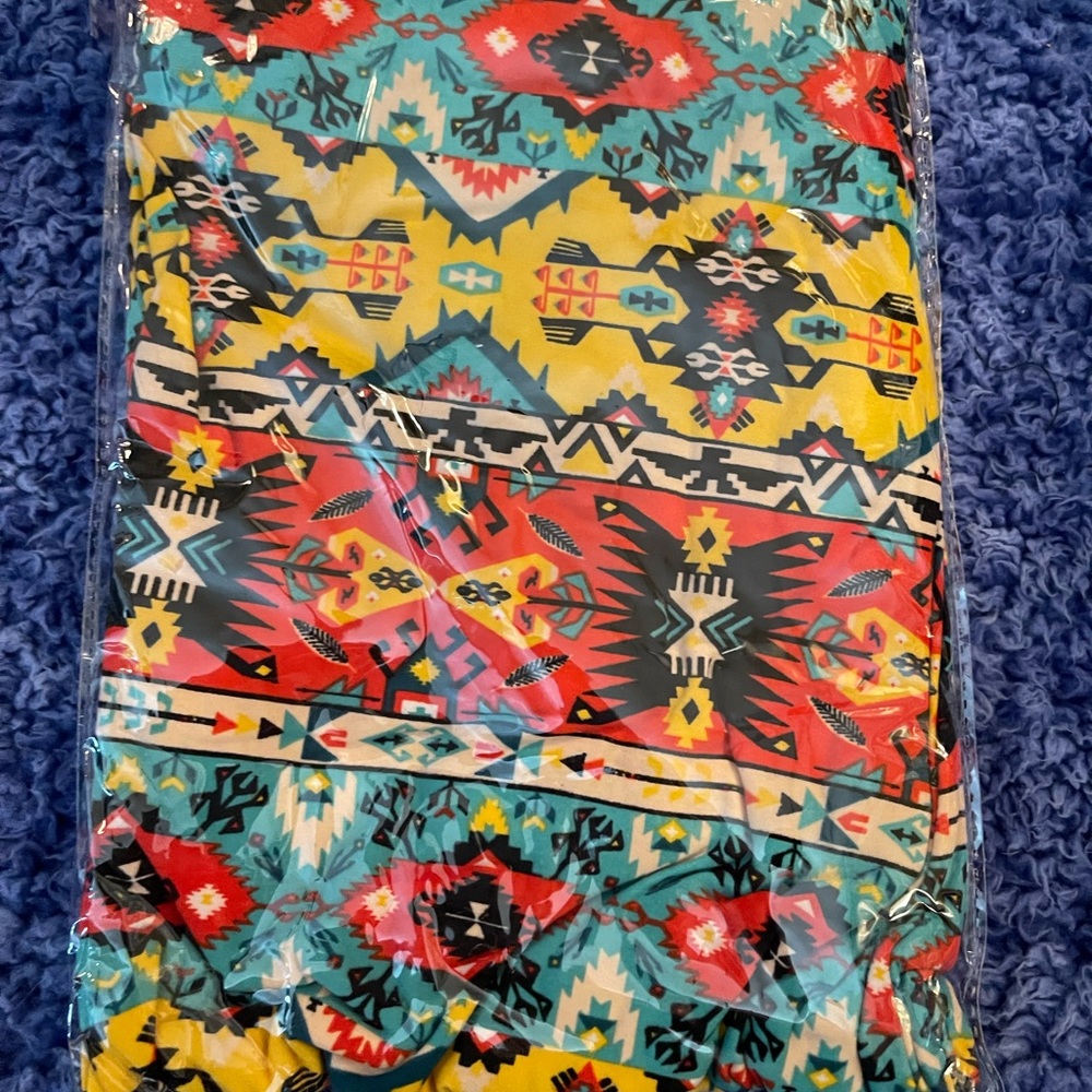NWT in Bag buttery soft TC leggings - Picture 12 of 16
